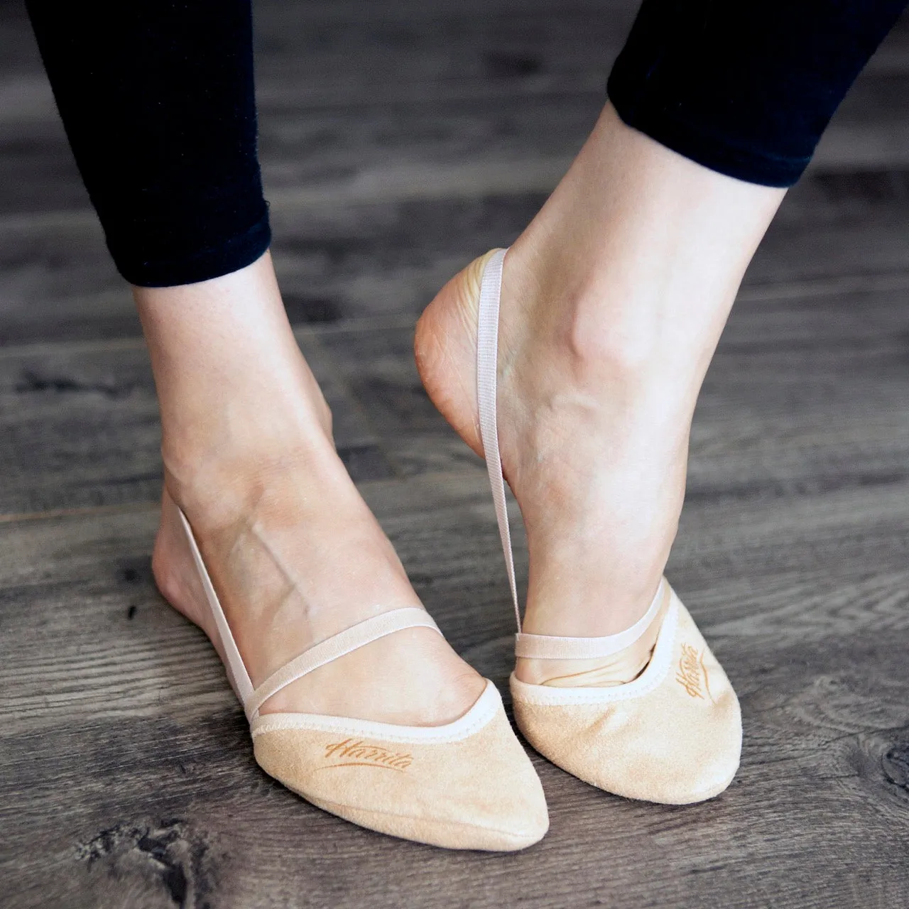 Harrita Classic Toe Shoes